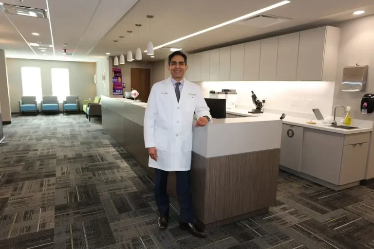 Eye care provider inside the Clear Choice Avon Pointe office